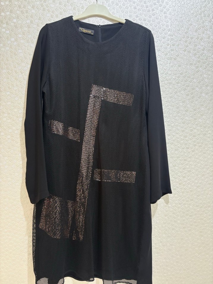 Siyah Kadın Uzun Kollu Baskılı Tunik - Görsel 3