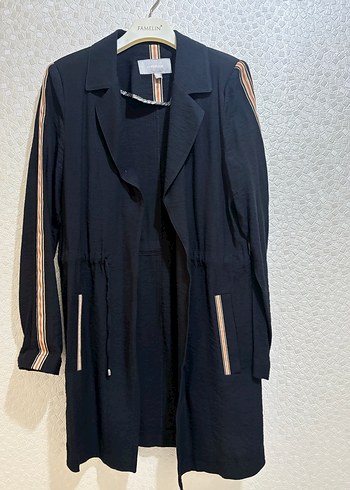 Nakış Detaylı Siyah Hamile Trençkot - Görsel 3