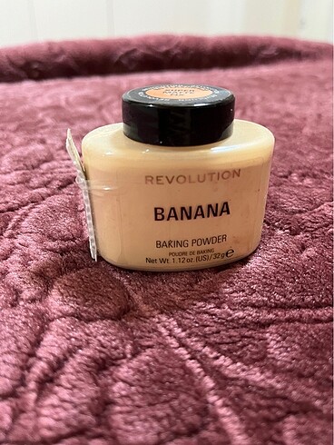 Revolution Banana Pudra