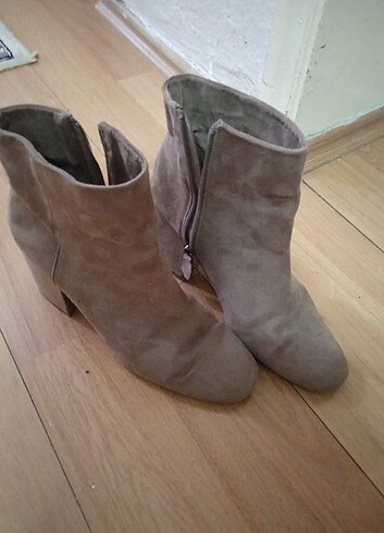 Bershka 38 numara 
