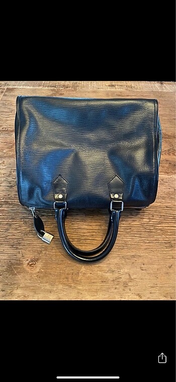 Beden siyah Renk #Louis Vuitton speedy epi30 black