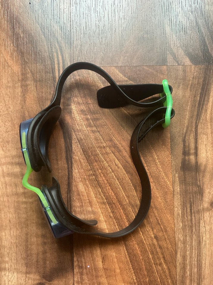 Yeşil Bağcıklı Cocuk Yüzücü Gözlüğü - Görsel 4