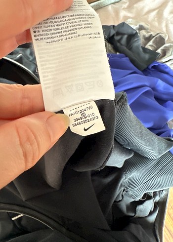 Siyah Fermuarlı Kadın Spor Ceket - Görsel 6