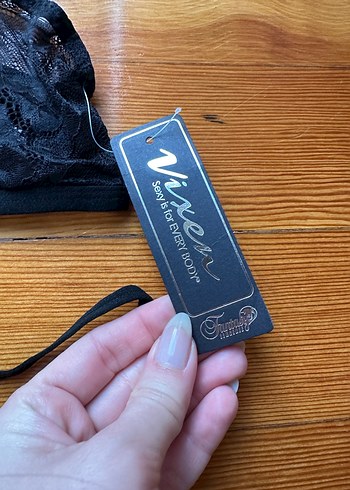 Siyah Dantel Sütyen ve Tanga Takımı - Görsel 2