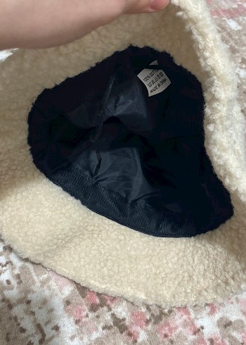 Diğer Peluş Detaylı Bej Kadın Şapka