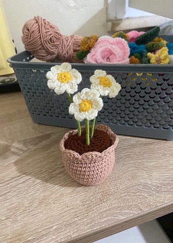 Beden El Örgüsü Papatya Saksı Dekoru