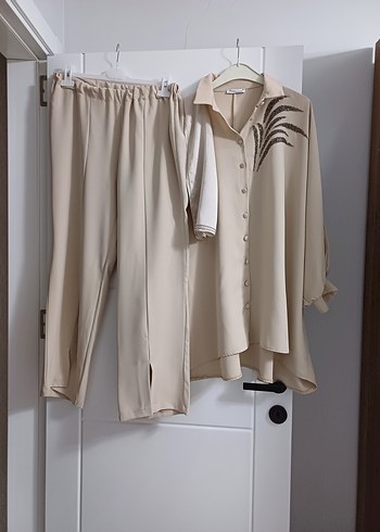 Bej Kadın Takım - Görsel 3