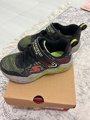 Skechers Skecher?s 28 numara spor ayakkabısı