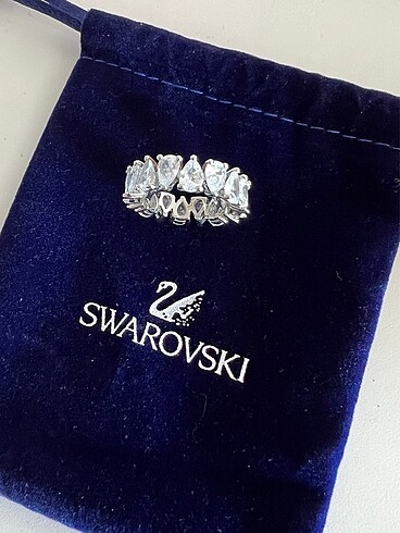 swarovski Swarovski Vittore Pear Yüzük No: 6 ve No: 8 Stokta
