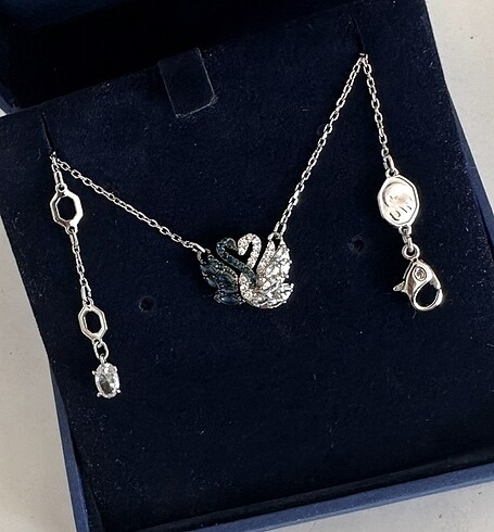 Swarovski Swan Kolye