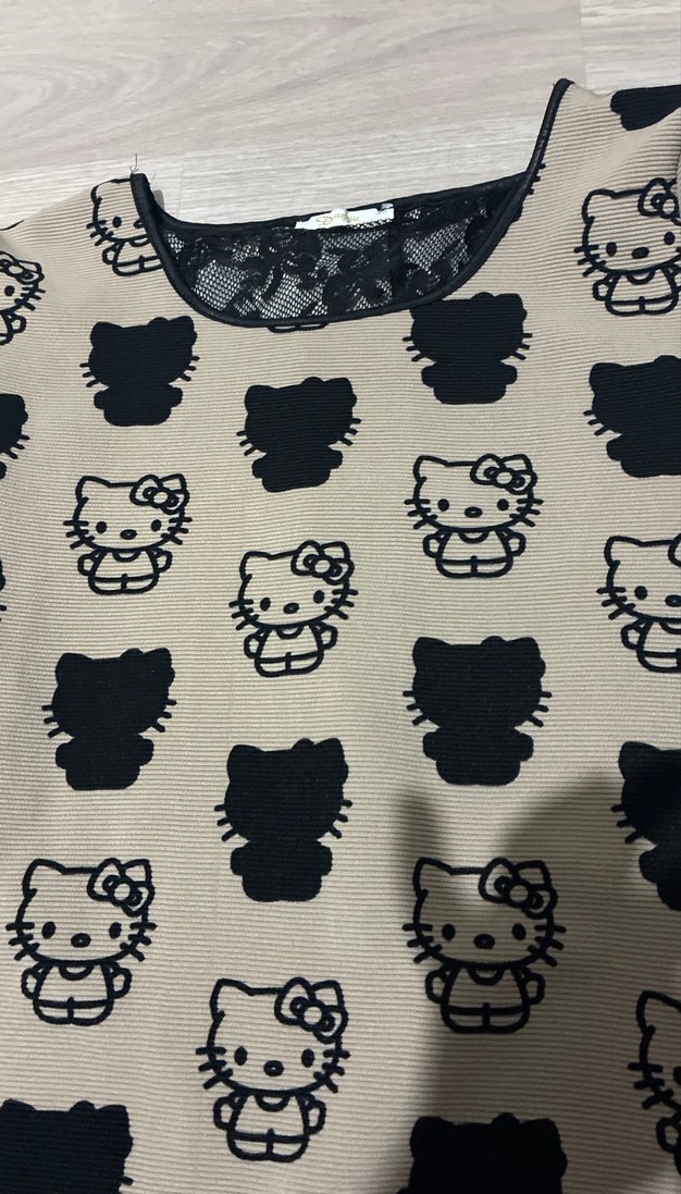 Gri Goth Desenli Kedi Kıyafeti - Görsel 2