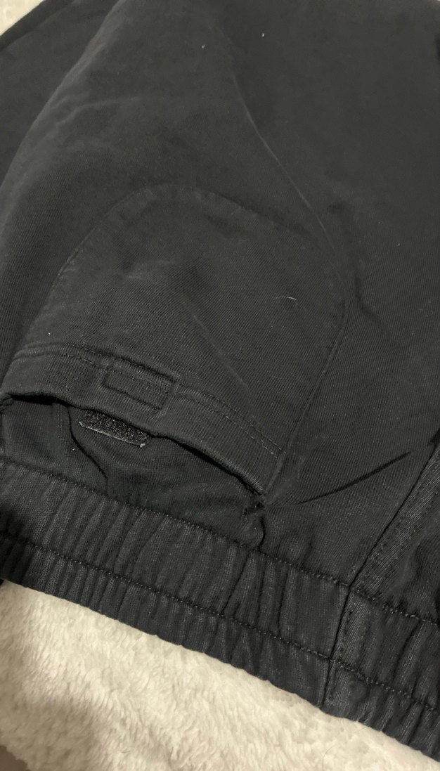 Fermuarlı Nakışlı Siyah Eşofman Altı - Görsel 5