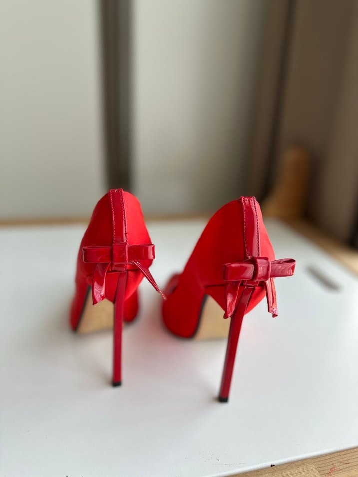 Kırmızı Süet Stiletto Fiyonklu Kadın Ayakkabı - Görsel 2