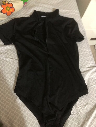 Çıtçıtlı siyah body