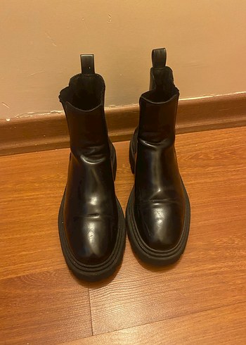 Zara Kadın Bot - Görsel 2