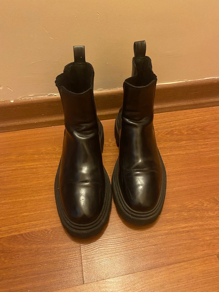 Zara Kadın Bot - Görsel 2