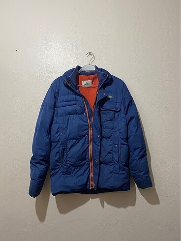 Lacoste Mont