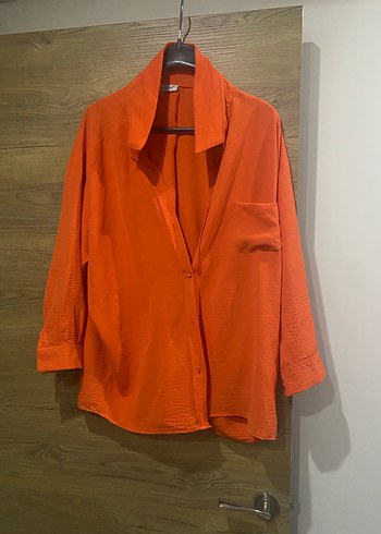 Turuncu Düğmeli Keten Gömlek - Görsel 2