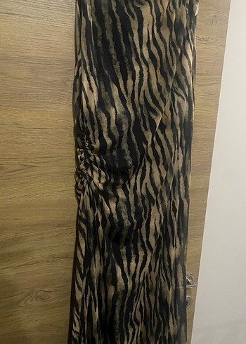 Kahverengi Zebra Desenli Uzun Bohem Elbise - Görsel 2