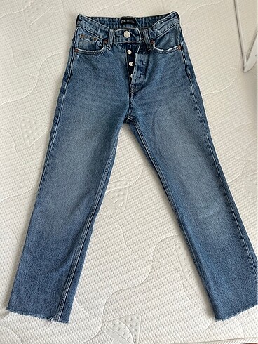 Zara straight jean