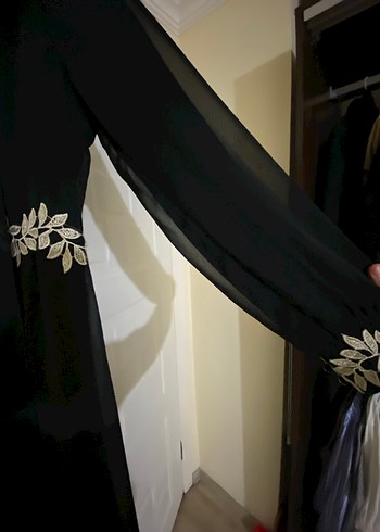 Nakışlı Siyah Uzun Kollu Tesettür Elbise - Görsel 3