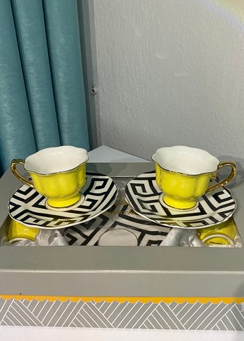 Sarı Porselen Fincan ve Tabak tekbir marka