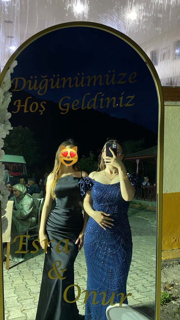 Straplez siyah Uzun Drapeli Gece Elbisesi — görsel 2/3