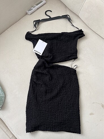 bershka elbise