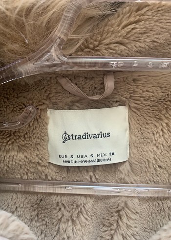 Stradivarius Bej Kemerli Kadın Kışlık Mont