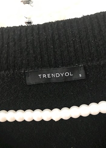 Trendyol & Milla Siyah V Yaka Kadın Yün Kazak