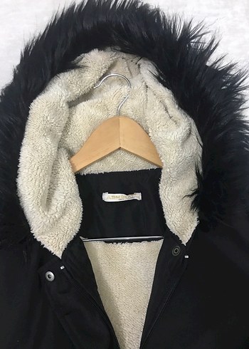 Siyah Uzun Kürklü Kadın Ceket - Görsel 6