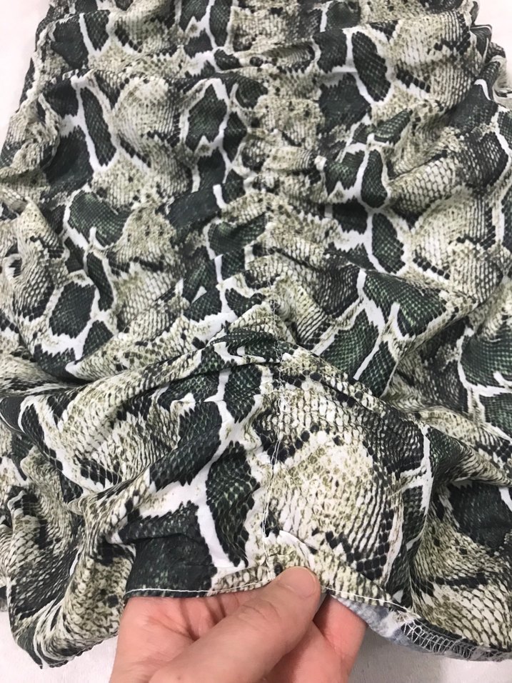 Yeşil Yılan Desenli Fırfırlı Midi Elbise - Görsel 4