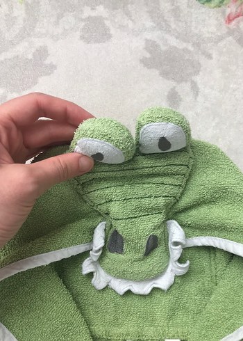 Erkek Çocuk Yeşil Kapüşonlu Bornoz - Görsel 3