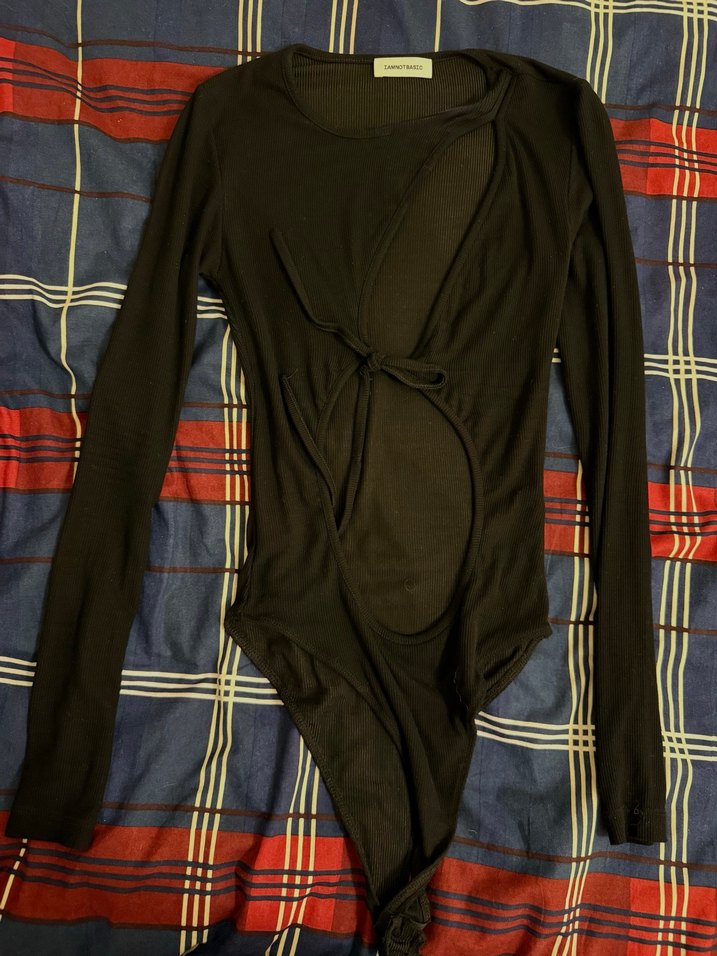 Iamnotbasic bodysuit - Görsel 2