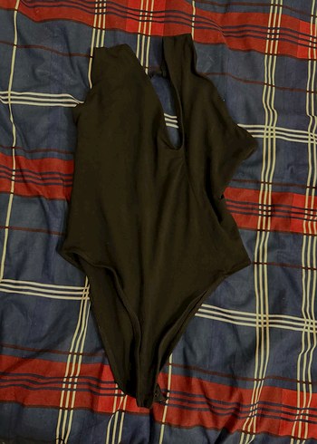 Iamnotbasic önden göğüs dekolteli bodysuit - Görsel 2