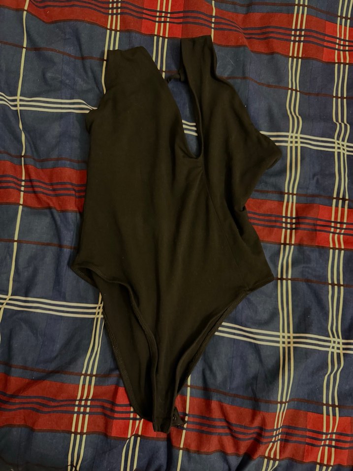 Iamnotbasic önden göğüs dekolteli bodysuit - Görsel 2