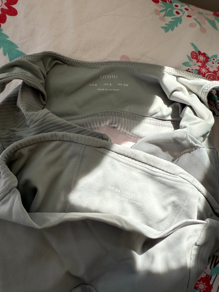 Oysho yanları desenli takım - Görsel 5