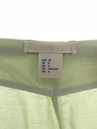 34 Beden çeşitli Renk H&M Kumaş Pantolon %70 İndirimli.