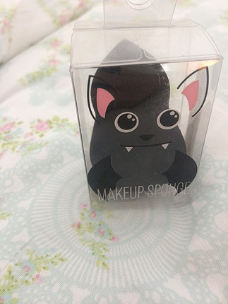 H&M makyaj süngeri