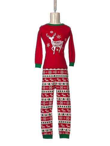 Diğer Pijama / Gecelik %70 İndirimli.
