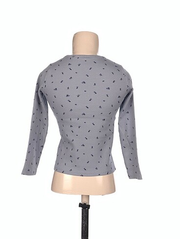 universal Beden Zara T-shirt %70 İndirimli.
