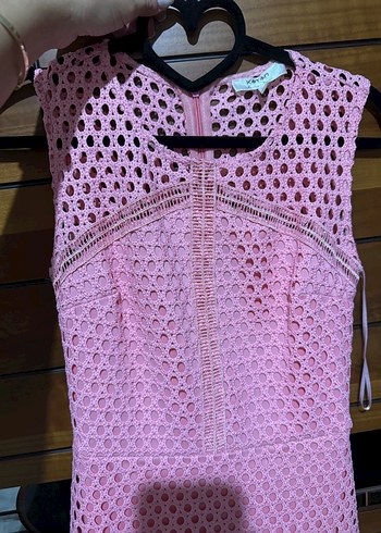 Koton Dantel Detaylı Pembe Midi Elbise