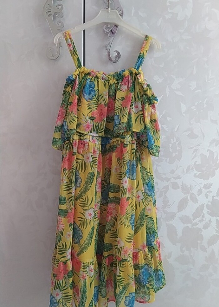 Çok şık bir elbise - Görsel 2