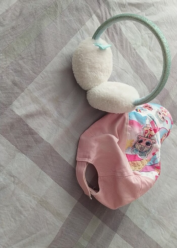 Kulaklık ve şapka - Görsel 2