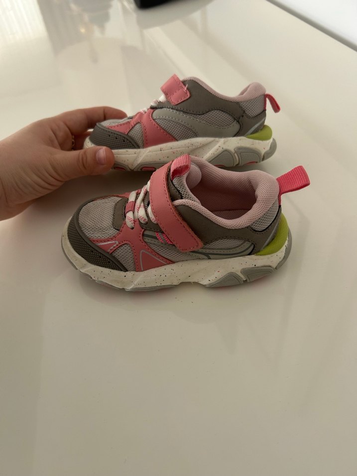 Zara Kız Çocuk Pembe Gri Spor Ayakkabı - Görsel 4