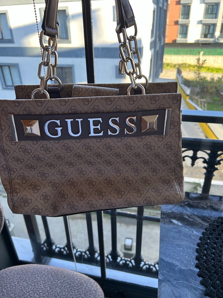 Guess Baskılı Deri Kadın Çanta - Görsel 2
