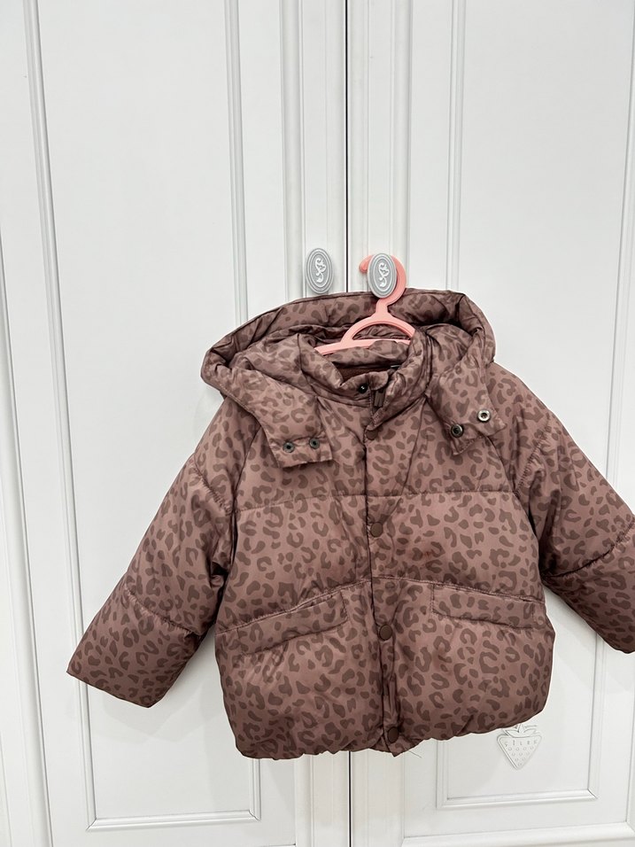 Kahverengi Leopar Desenli Peluş Kız Mont - Görsel 2