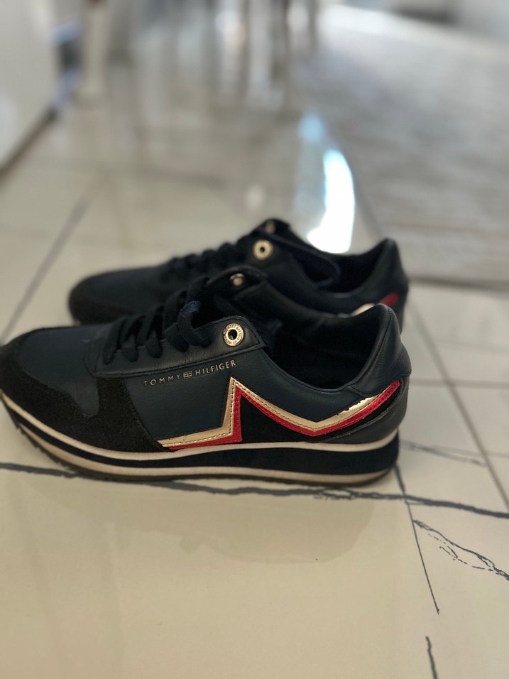 Tommy Hilfiger Siyah Dolgu Topuklu Spor Ayakkabı - Görsel 2