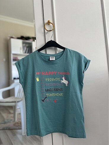 Sıfır kollu t-shirt