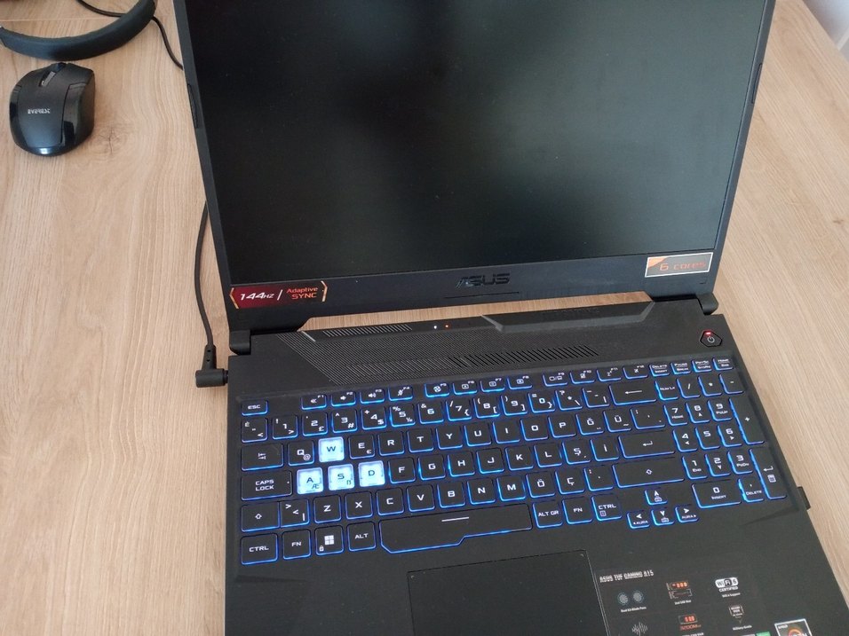 ASUS Laptop - Görsel 3